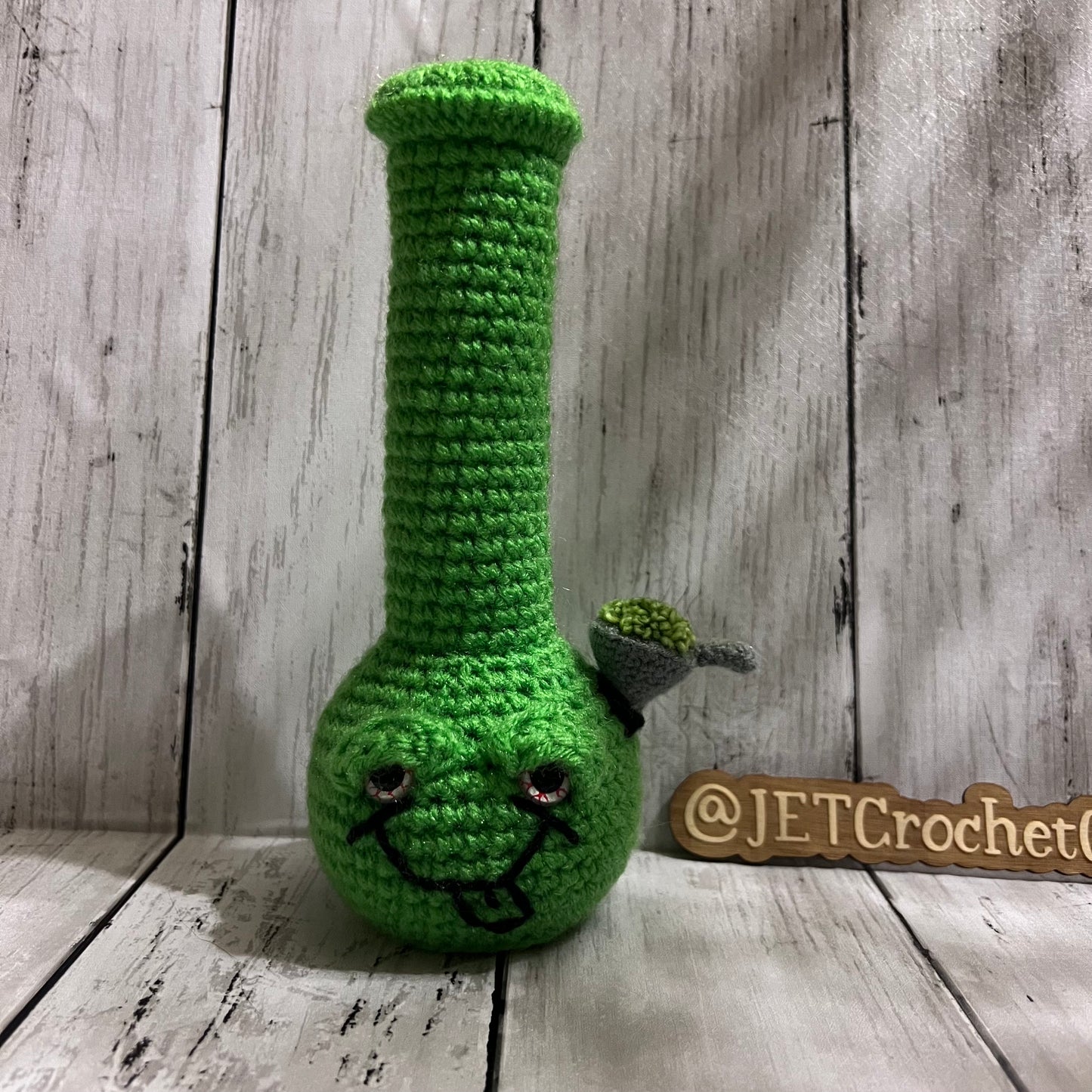 Stuffed Bong, High Eyes, 420, Weed